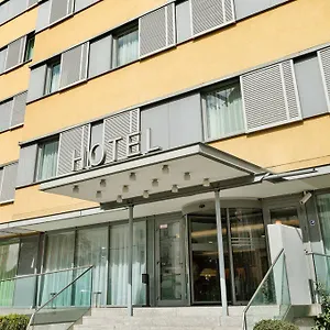 Courtyard By Marriott Schoenbrunn 4* Vídeň